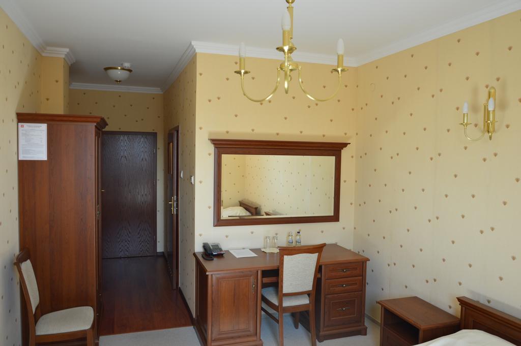 Zamek Gostynin Aparthotel Luaran gambar