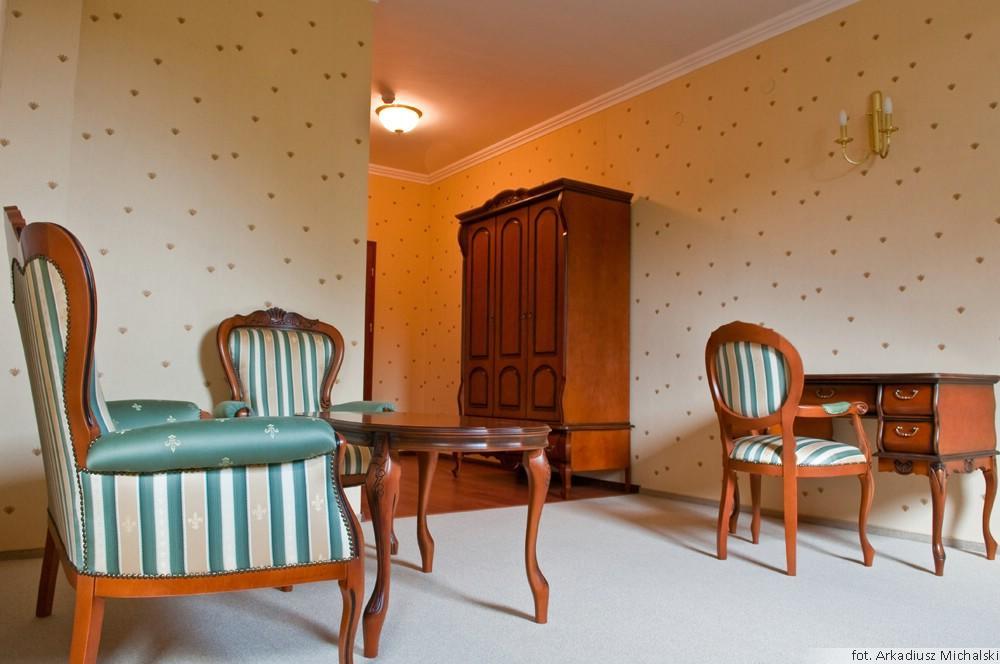 Zamek Gostynin Aparthotel Luaran gambar